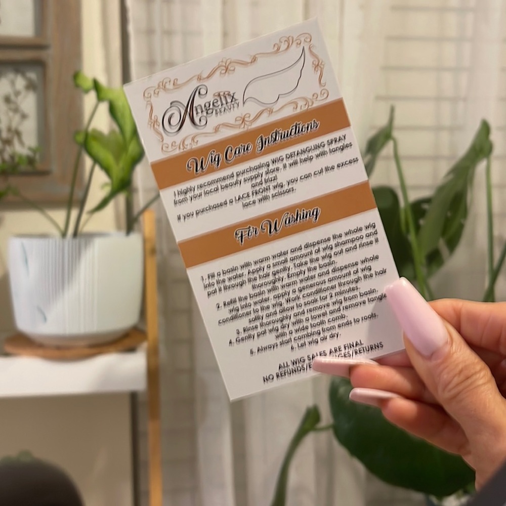 Long 18 inch wig synthetic Angelix Beauty in box never used